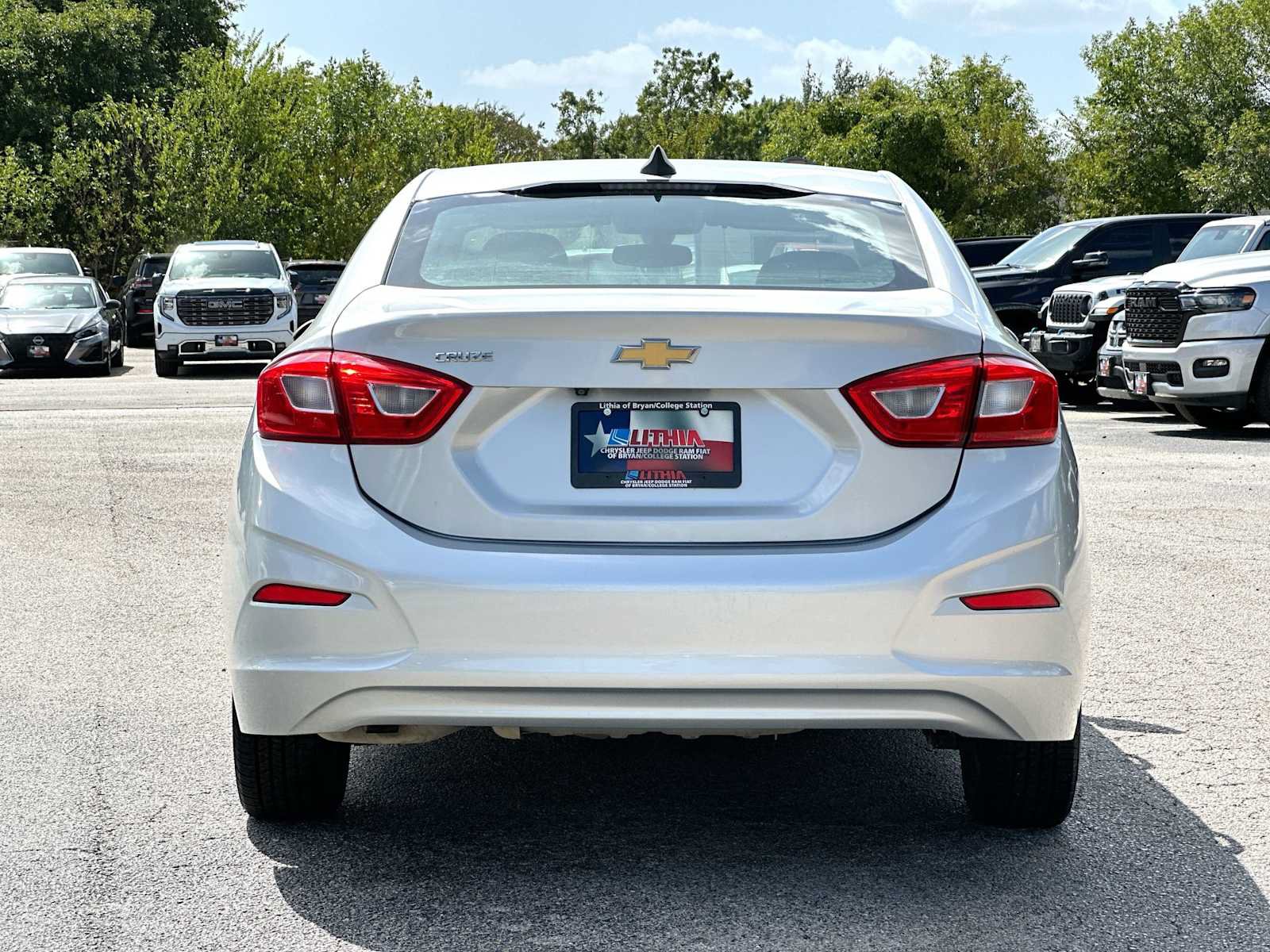 Used 2019 Chevrolet Cruze LS FWD image 14