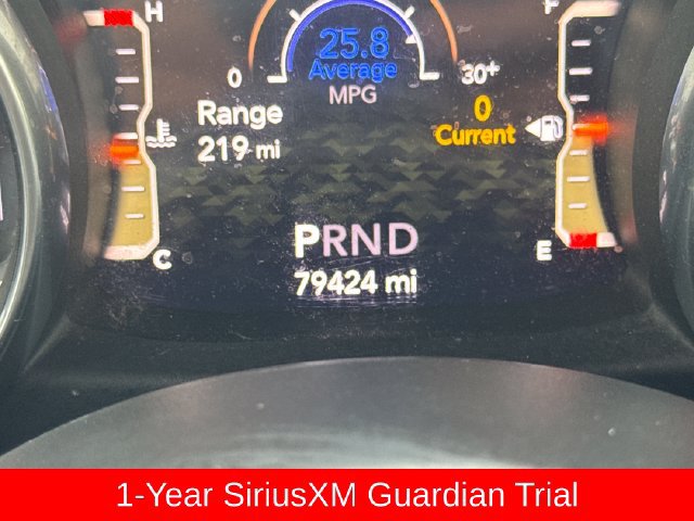 Used 2018 Jeep Wrangler Unlimited Sahara AWD/4WD image 19