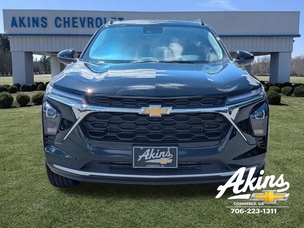 New 2026 Chevrolet Trax LT w/ LT Convenience Package FWD image 8