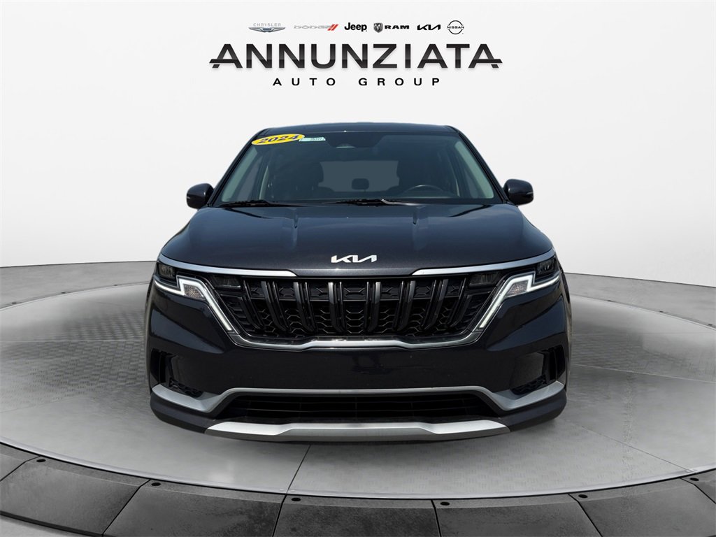 Used 2024 Kia Carnival LX image 8