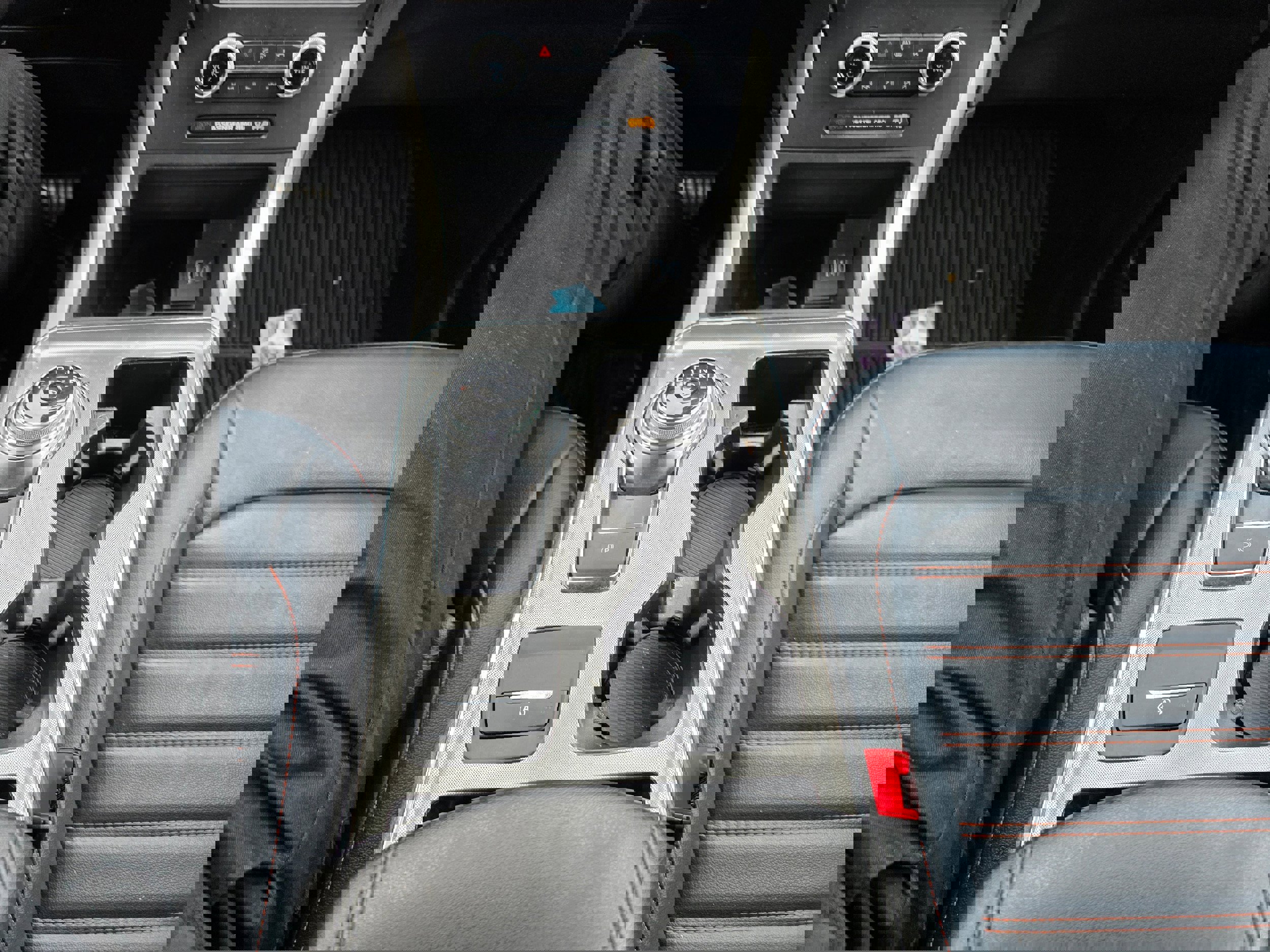 Used 2023 Ford Edge SEL w/ Sport Appearance Package image 13