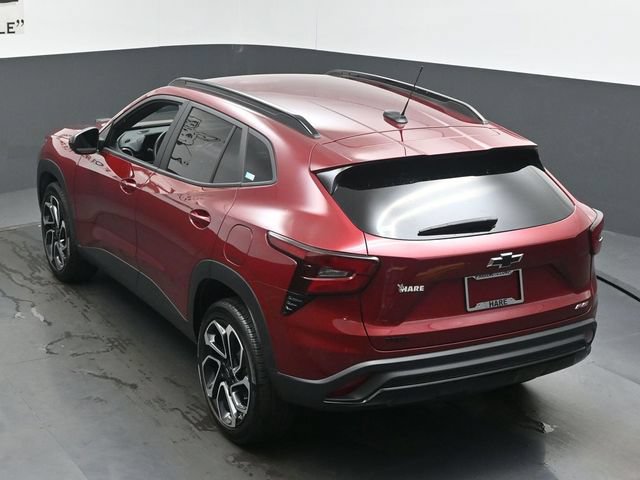 Used 2025 Chevrolet Trax RS FWD image 45