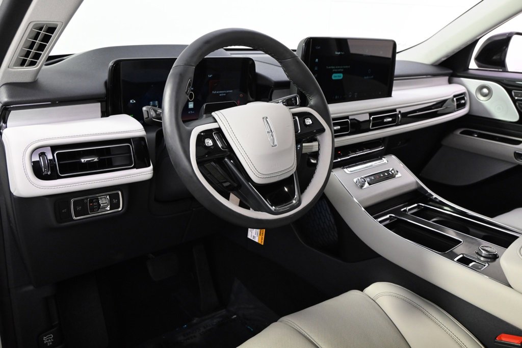 New 2026 Lincoln Aviator Reserve image 12