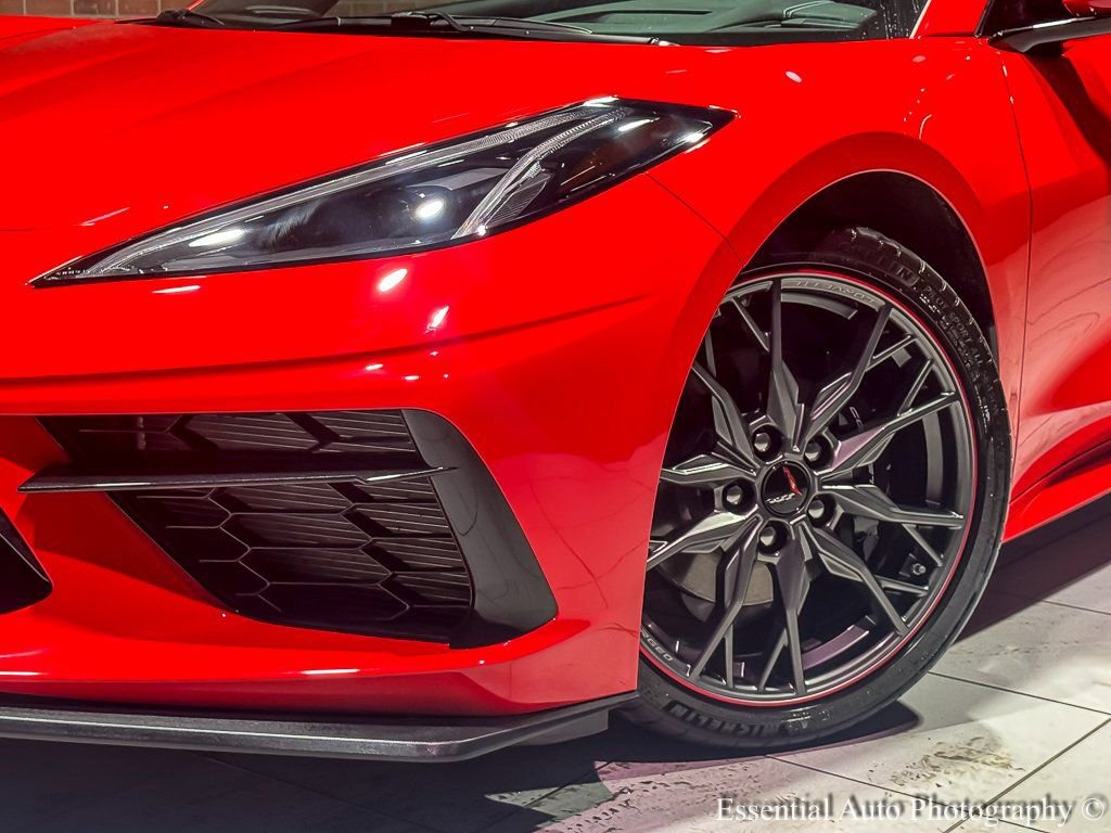 Used 2025 Chevrolet Corvette Stingray Preferred Cpe w/ 2LT image 5