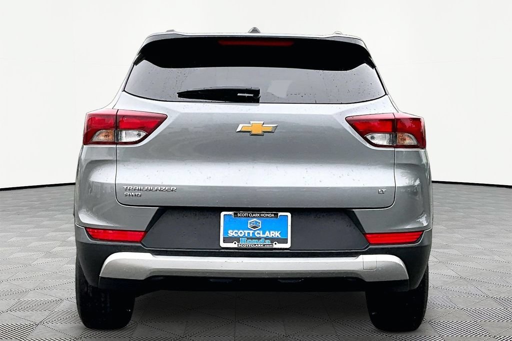 Used 2025 Chevrolet TrailBlazer LT AWD/4WD image 6