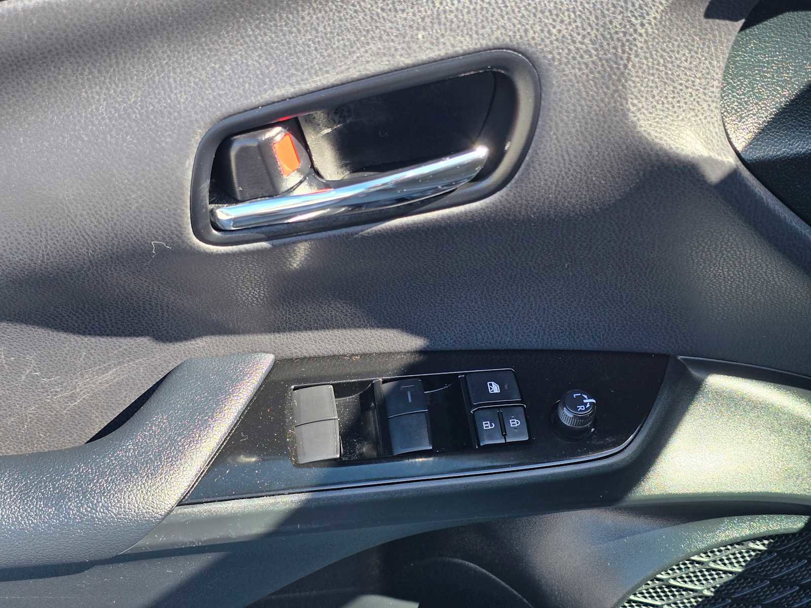 Certified 2022 Toyota Prius Prime Limited image 22