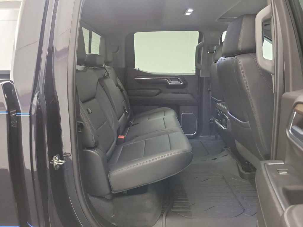 Used 2024 GMC Sierra 1500 SLT w/ SLT Premium Plus Package image 26