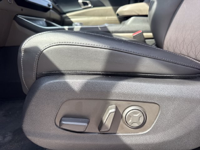 Used 2026 Kia Carnival LXS FWD image 15