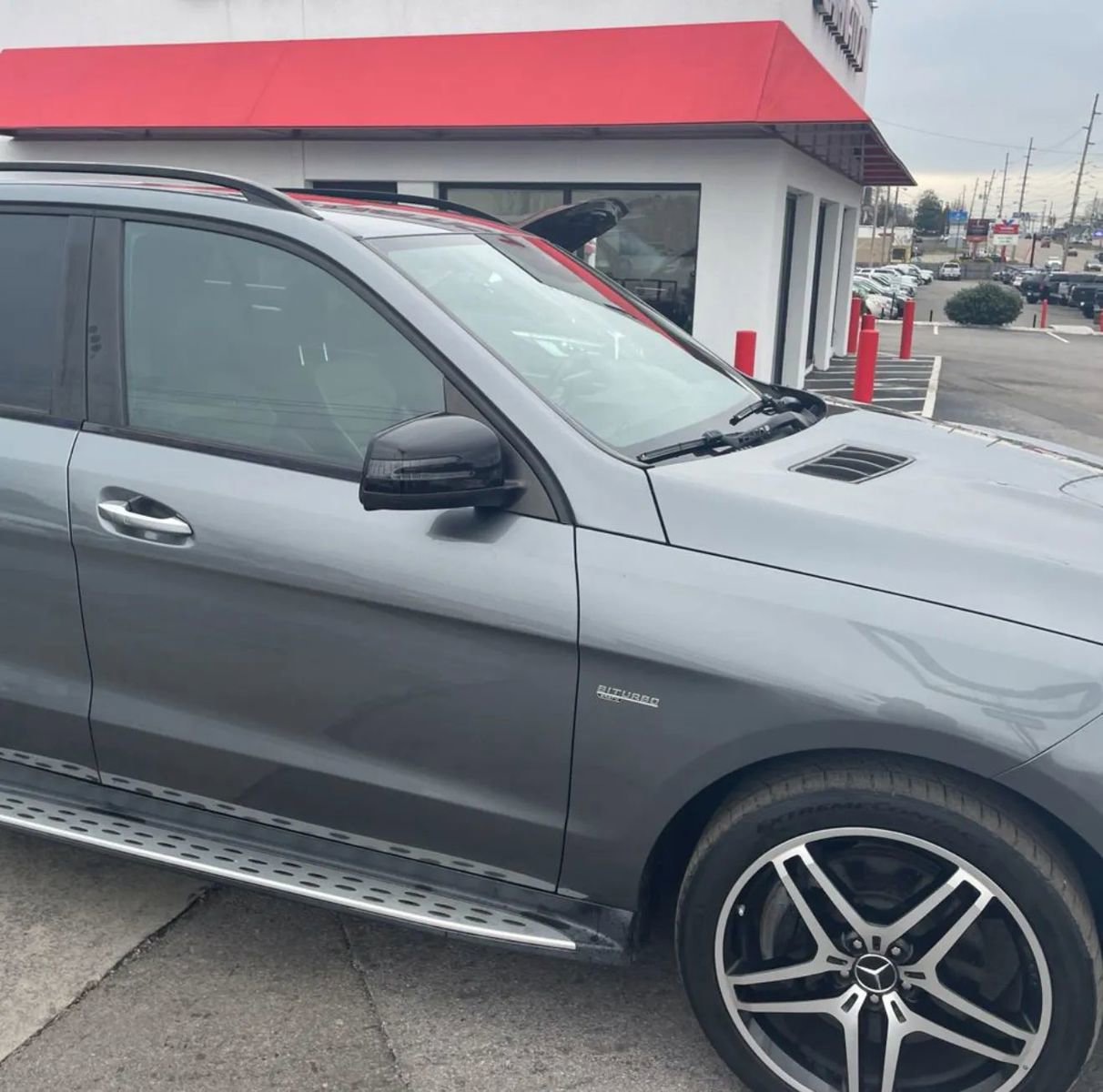 Used 2017 Mercedes-Benz GLE 43 AMG 4MATIC image 4