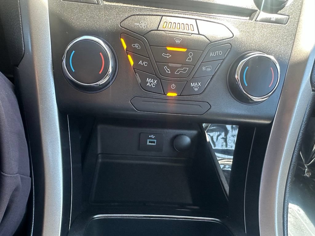 Used 2018 Ford Fusion S FWD image 12