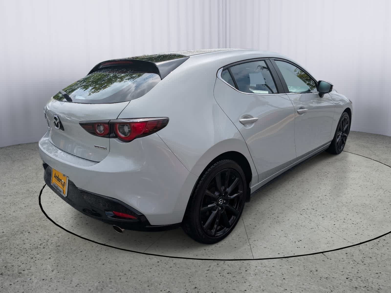 Used 2024 MAZDA MAZDA3 s FWD image 3