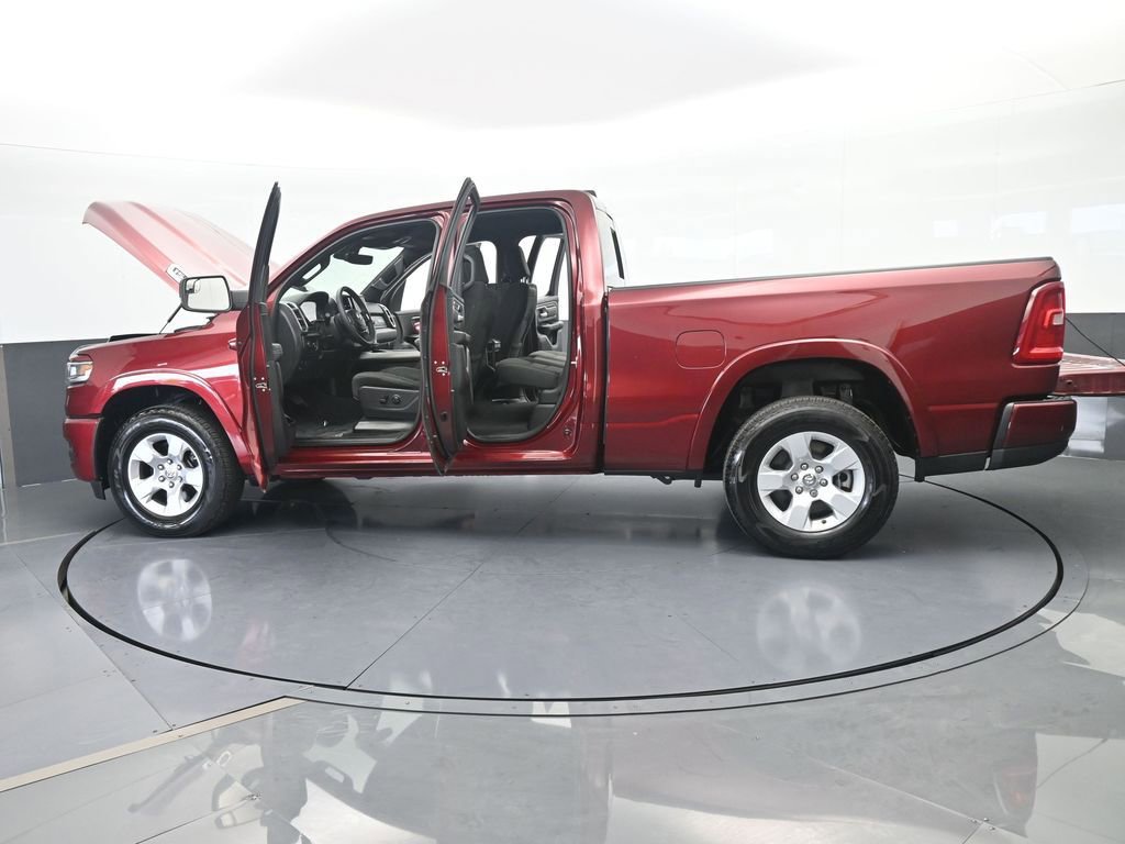 Used 2025 RAM 1500 Big Horn AWD/4WD image 72
