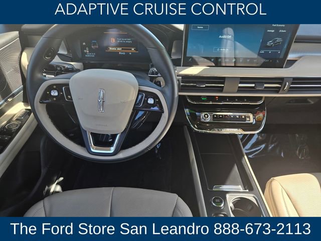 Used 2025 Lincoln Corsair FWD w/ Equipment Group 101A image 10