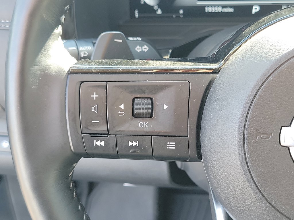 Used 2025 Nissan Pathfinder Platinum w/ Lighting Package (N92) AWD/4WD image 36