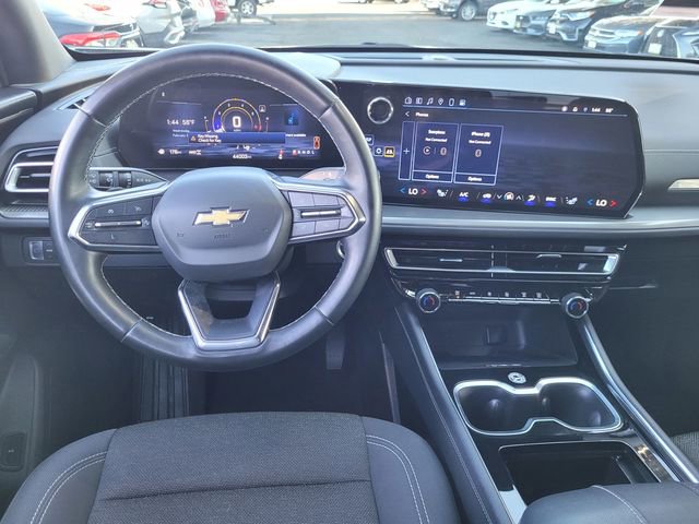 Used 2024 Chevrolet Traverse LT image 7