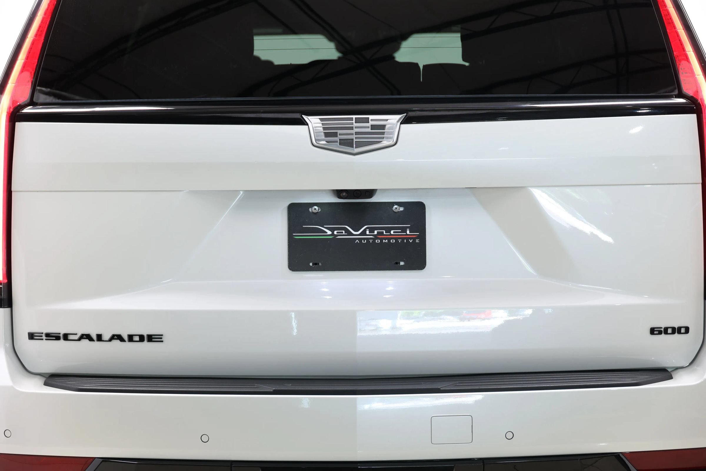 Used 2023 Cadillac Escalade Sport Platinum w/ LPO, ONYX Package RWD image 89