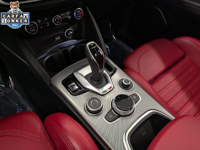 Used 2023 Alfa Romeo Stelvio Veloce AWD/4WD image 15