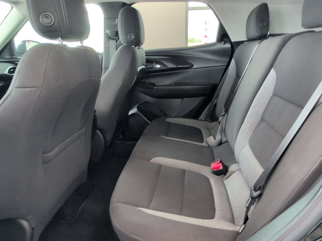 Used 2023 Chevrolet TrailBlazer LT FWD image 15