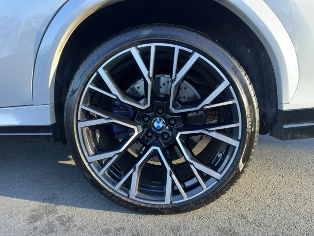 Used 2022 BMW X6 M Base w/ Executive Package image 30
