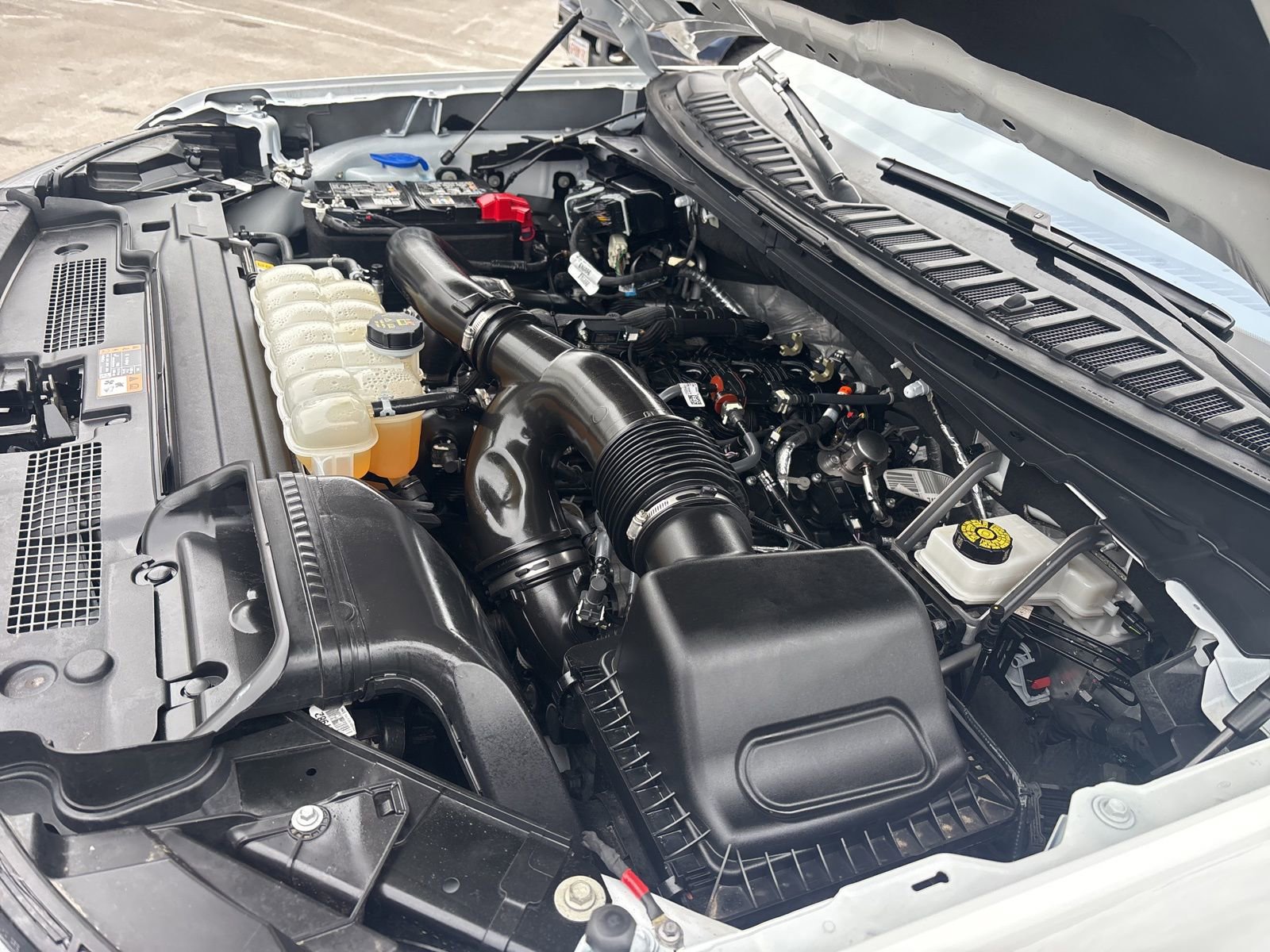 Used 2025 Ford Expedition Active image 43