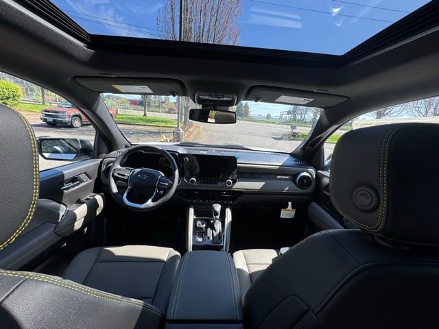 New 2026 Chevrolet Colorado ZR2 w/ Technology Package image 12