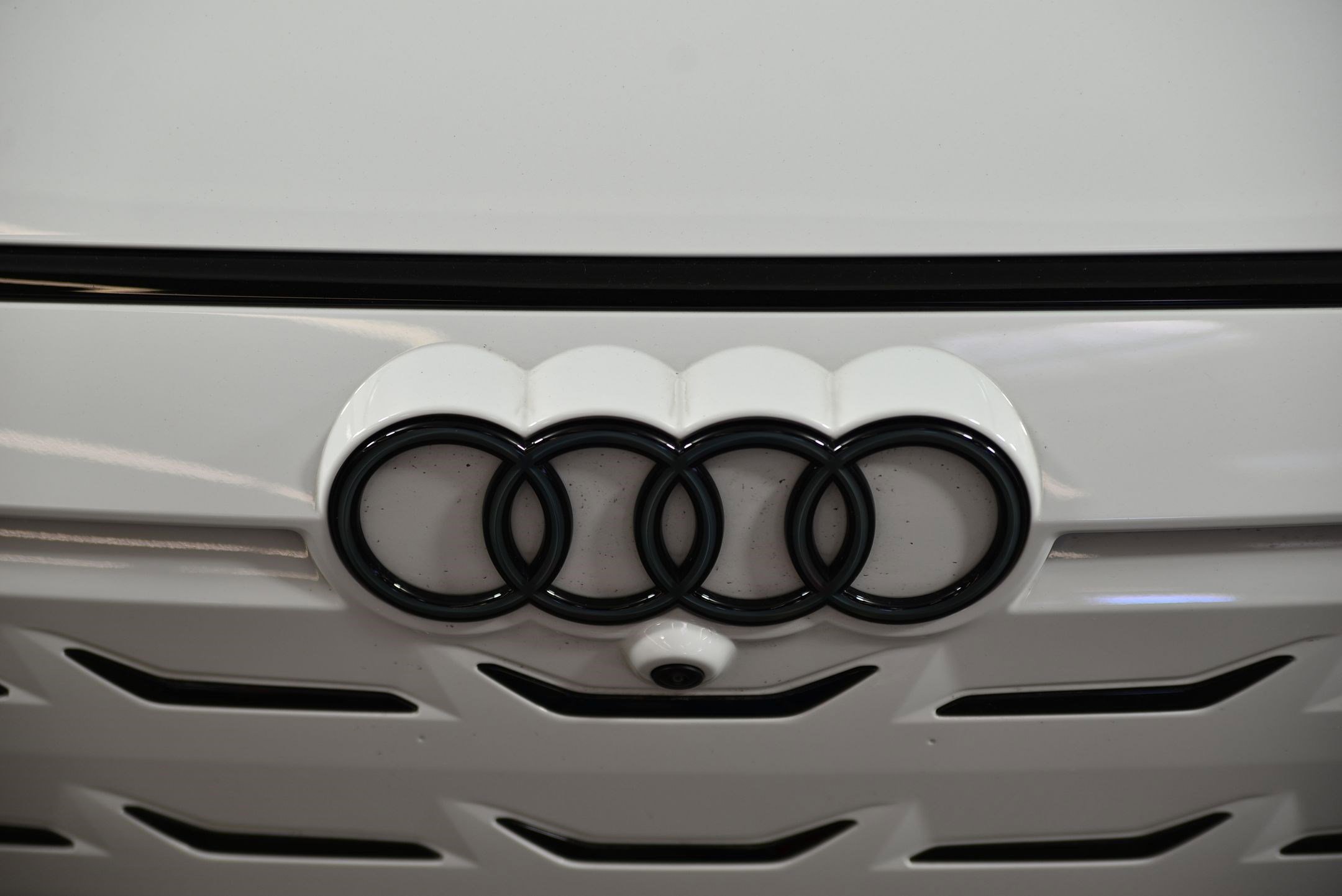 New 2025 Audi S6 e-tron Premium Plus image 17