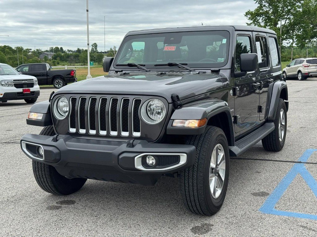 Used 2023 Jeep Wrangler Unlimited Sahara w/ Safety Group AWD/4WD image 11