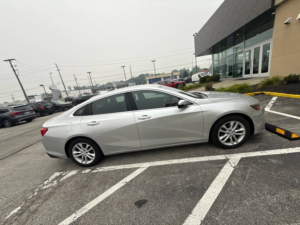Used 2016 Chevrolet Malibu LT FWD image 6