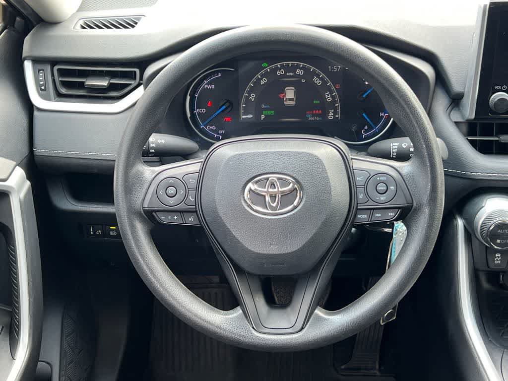 Used 2024 Toyota RAV4 LE AWD/4WD image 23