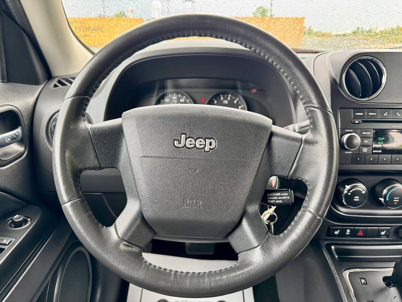 Used 2010 Jeep Patriot Latitude AWD/4WD image 14
