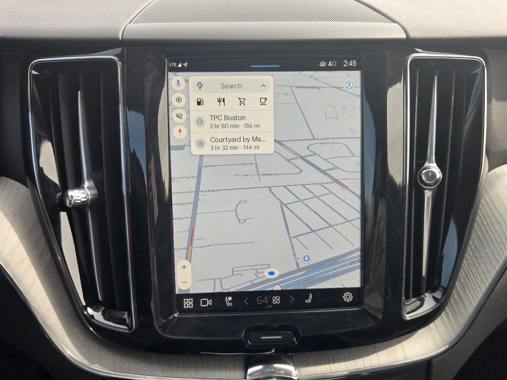 Used 2025 Volvo XC60 B5 Plus image 20