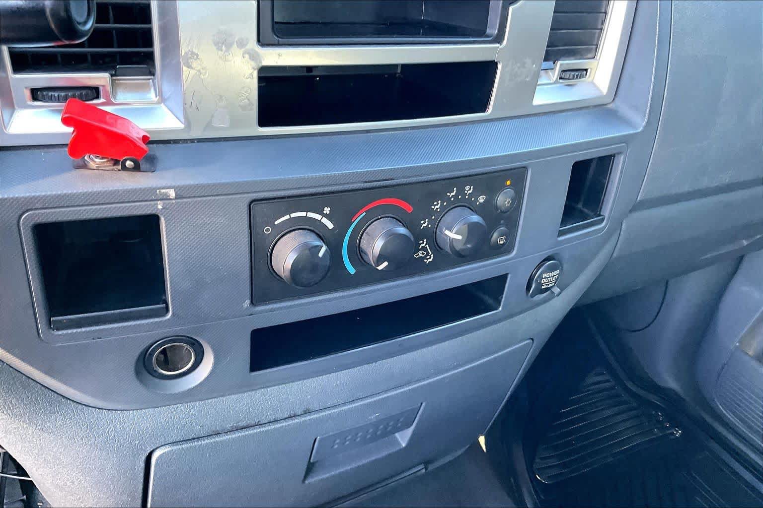 Used 2007 Dodge Ram 1500 Truck SLT RWD image 31