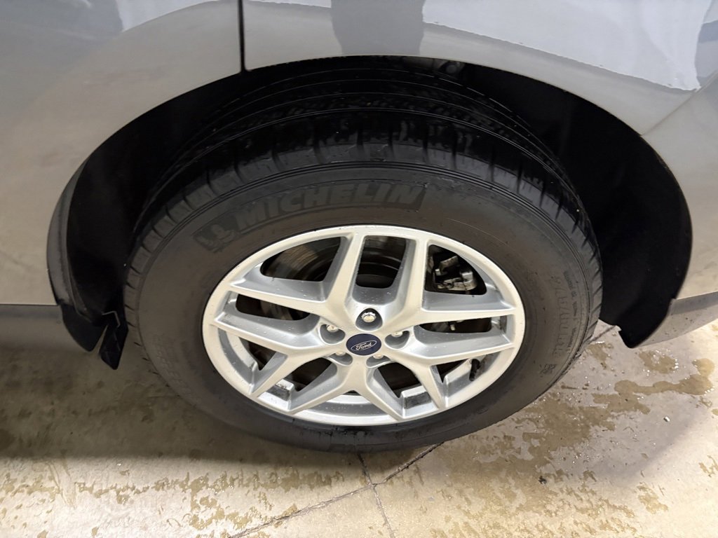 Used 2022 Ford Edge SEL w/ Convenience Package image 24