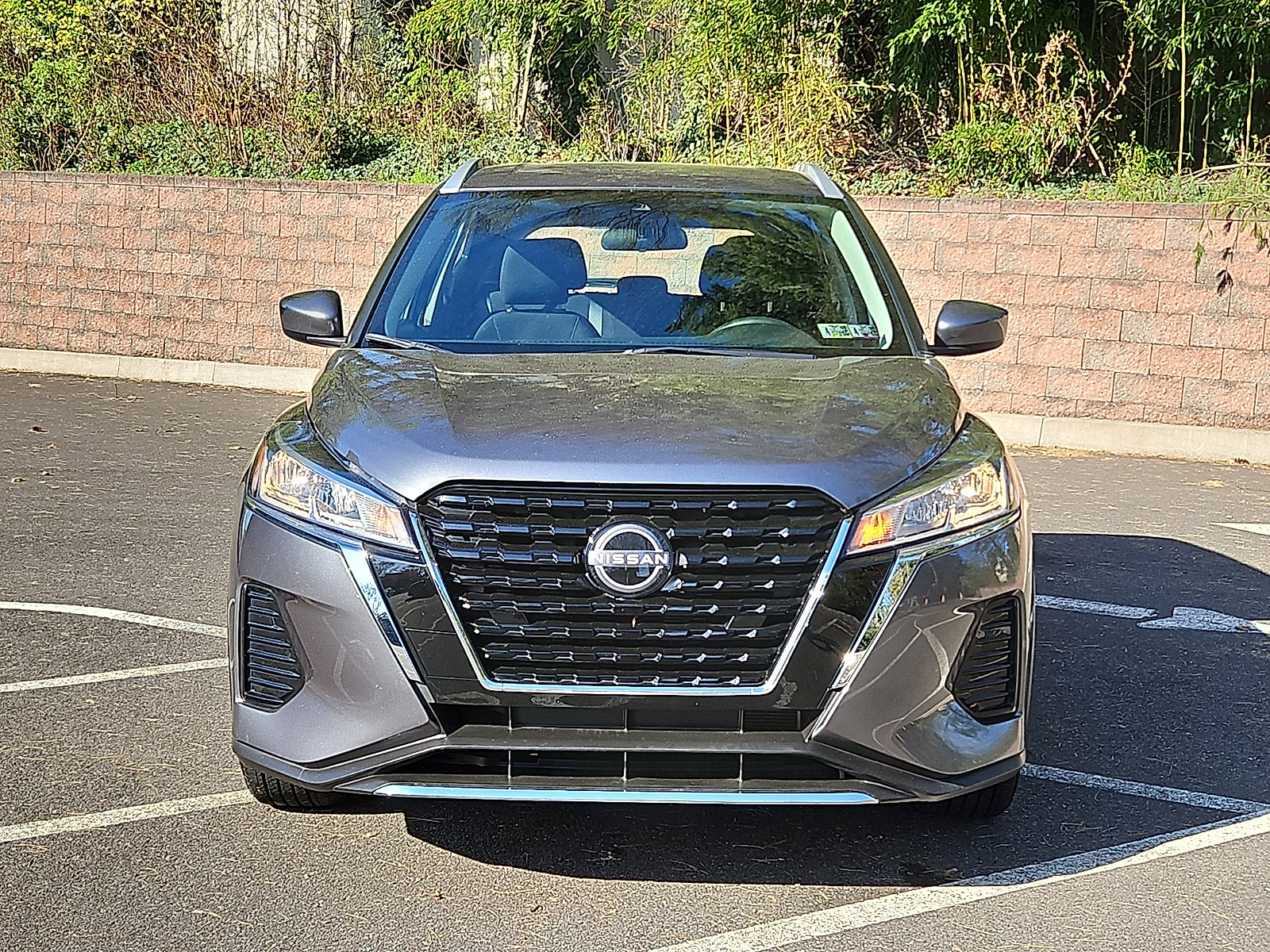 Certified 2023 Nissan Kicks SV image 2