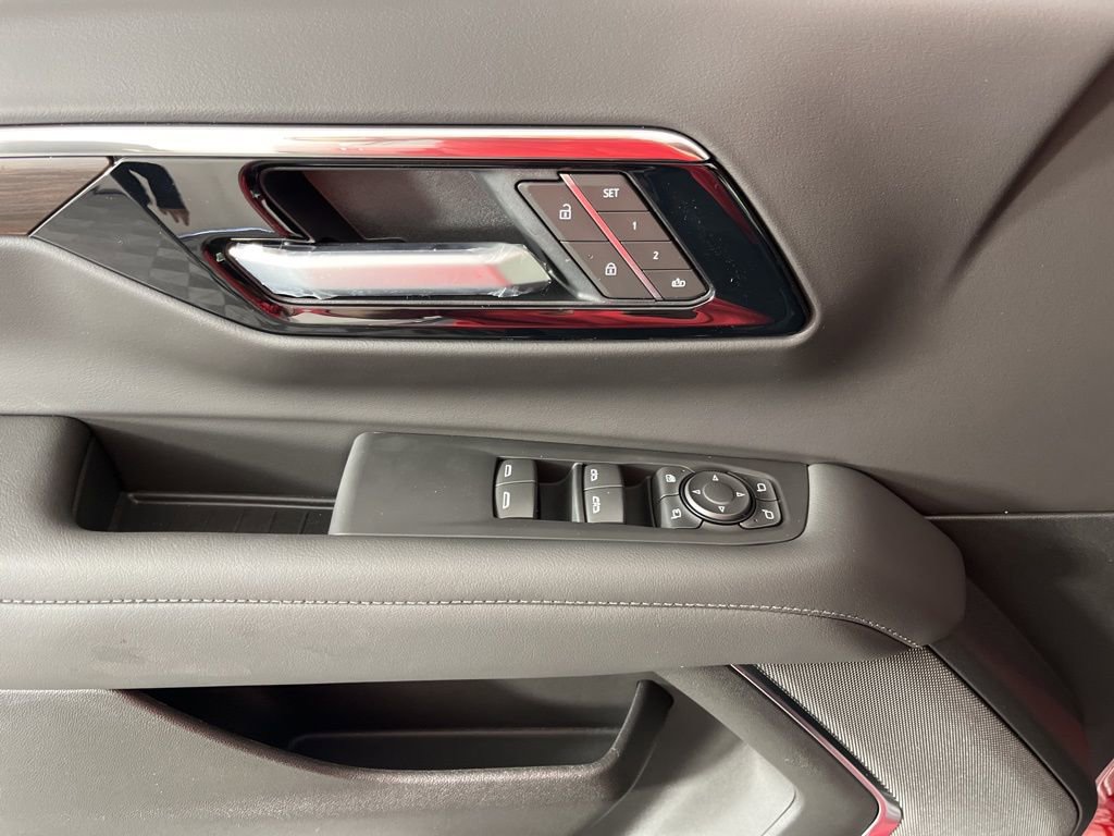 New 2026 Chevrolet Suburban LT image 29