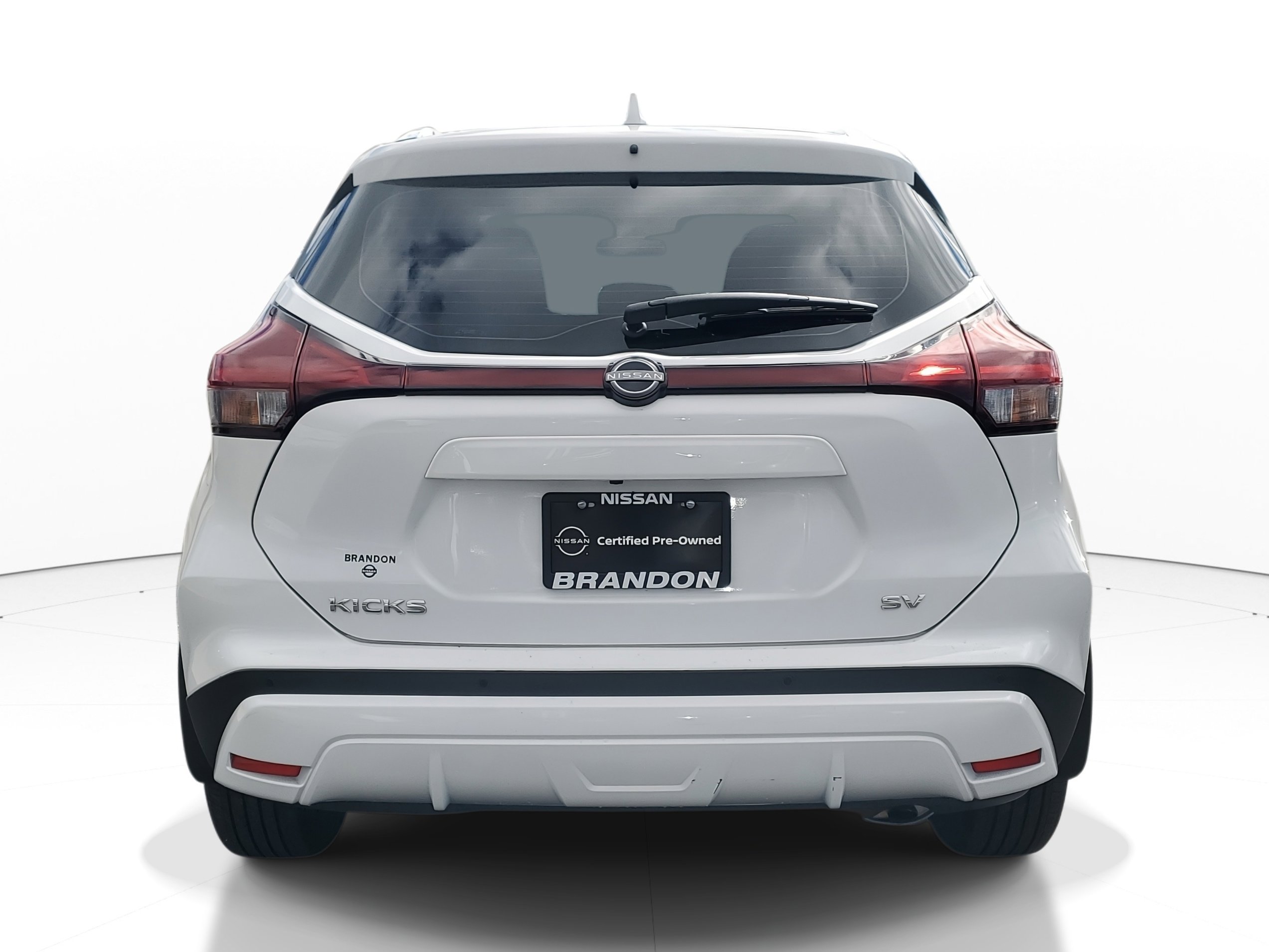Certified 2024 Nissan Kicks SV image 6