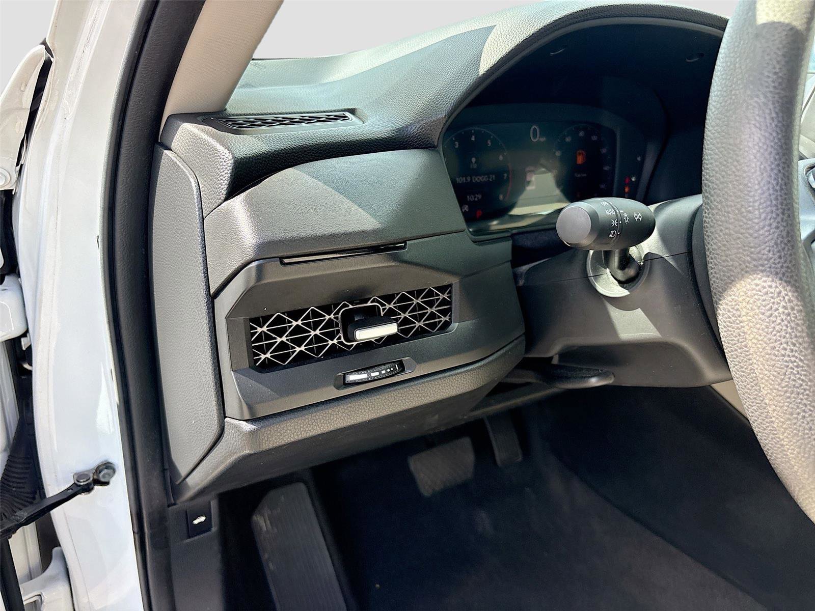 Certified 2023 Honda Accord EX image 11