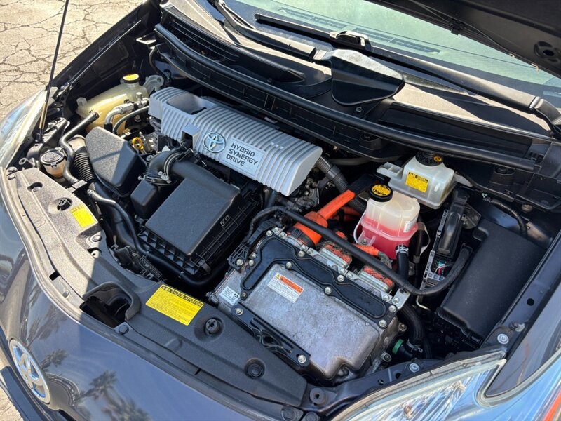 Used 2010 Toyota Prius Three FWD image 21