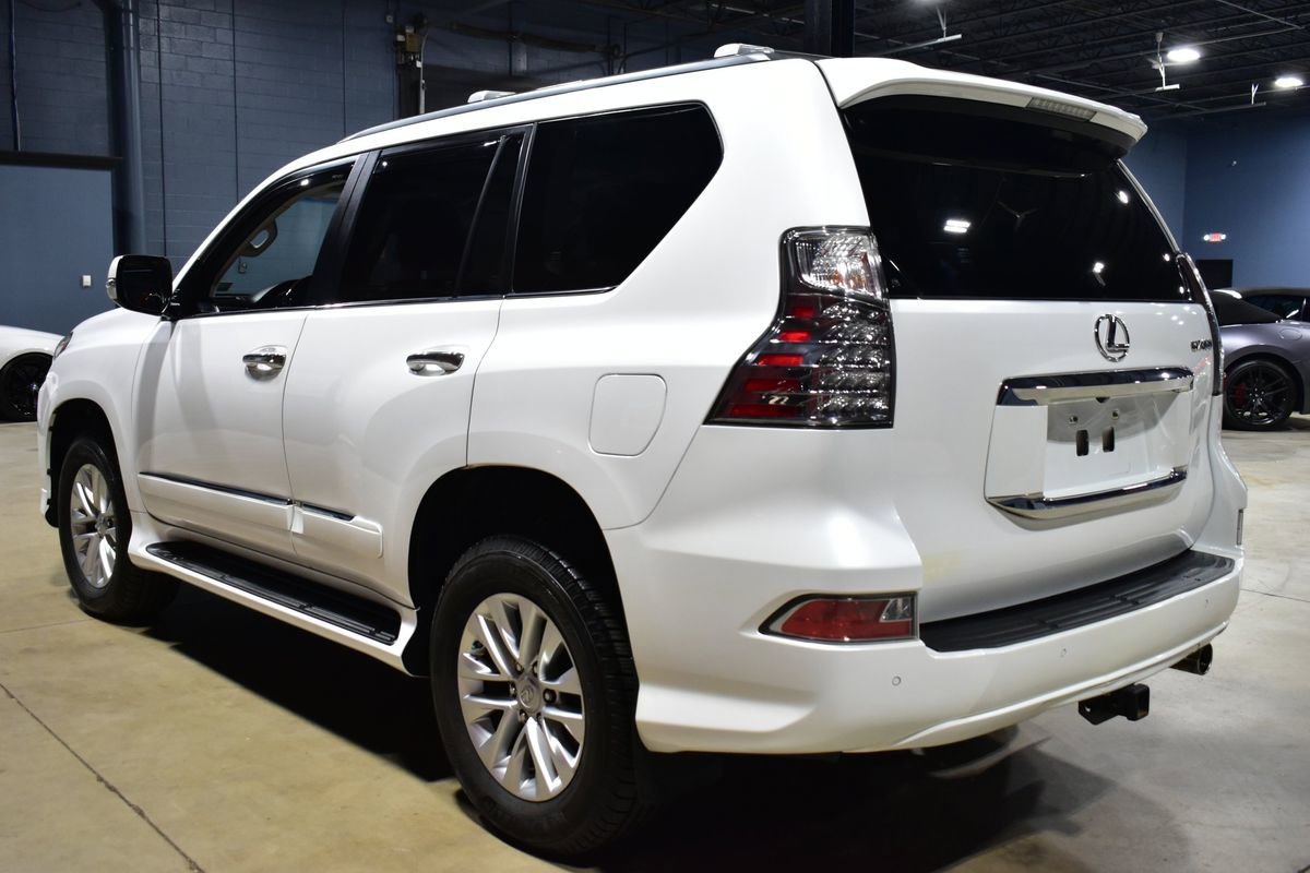 Used 2014 Lexus GX 460 w/ Premium Package image 8