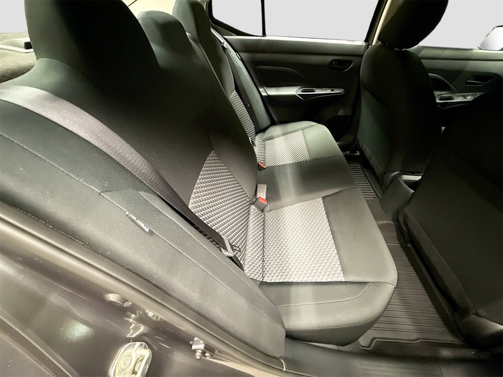 Used 2024 Nissan Versa S image 25