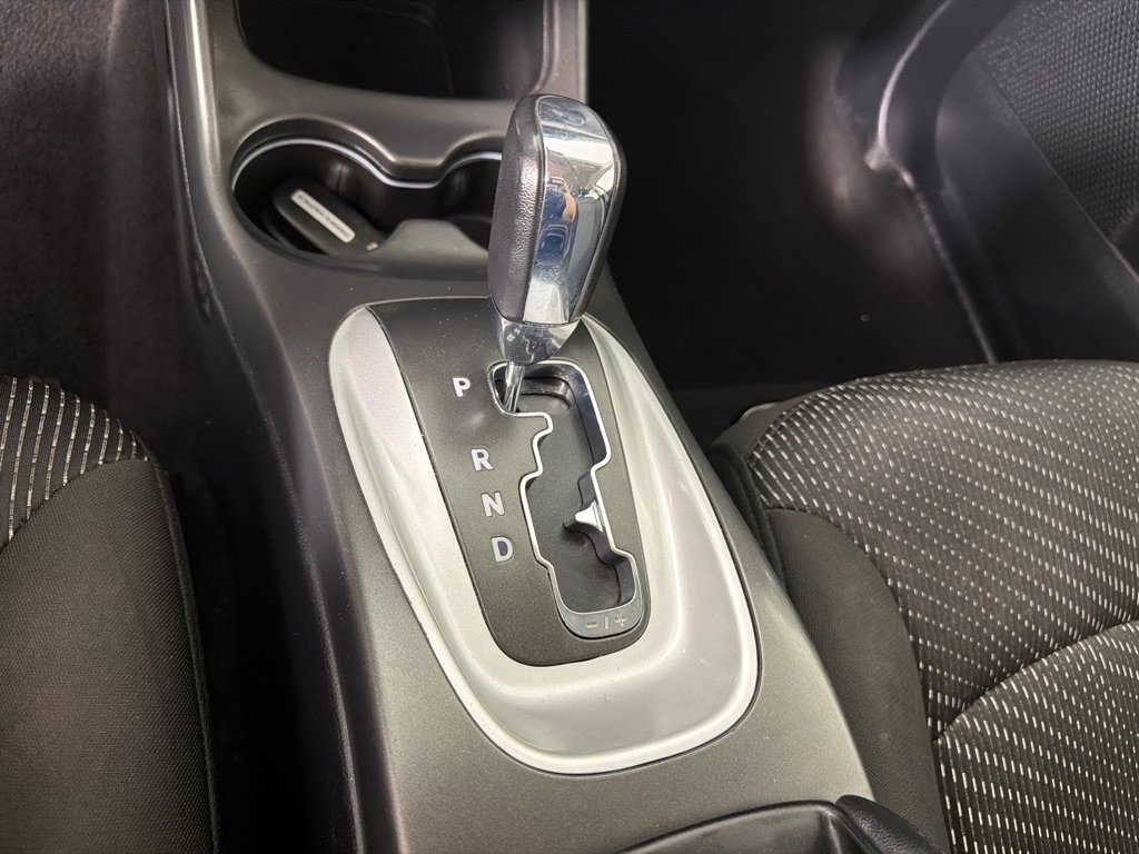 Used 2020 Dodge Journey SE w/ SE Popular Equipment Group FWD image 16