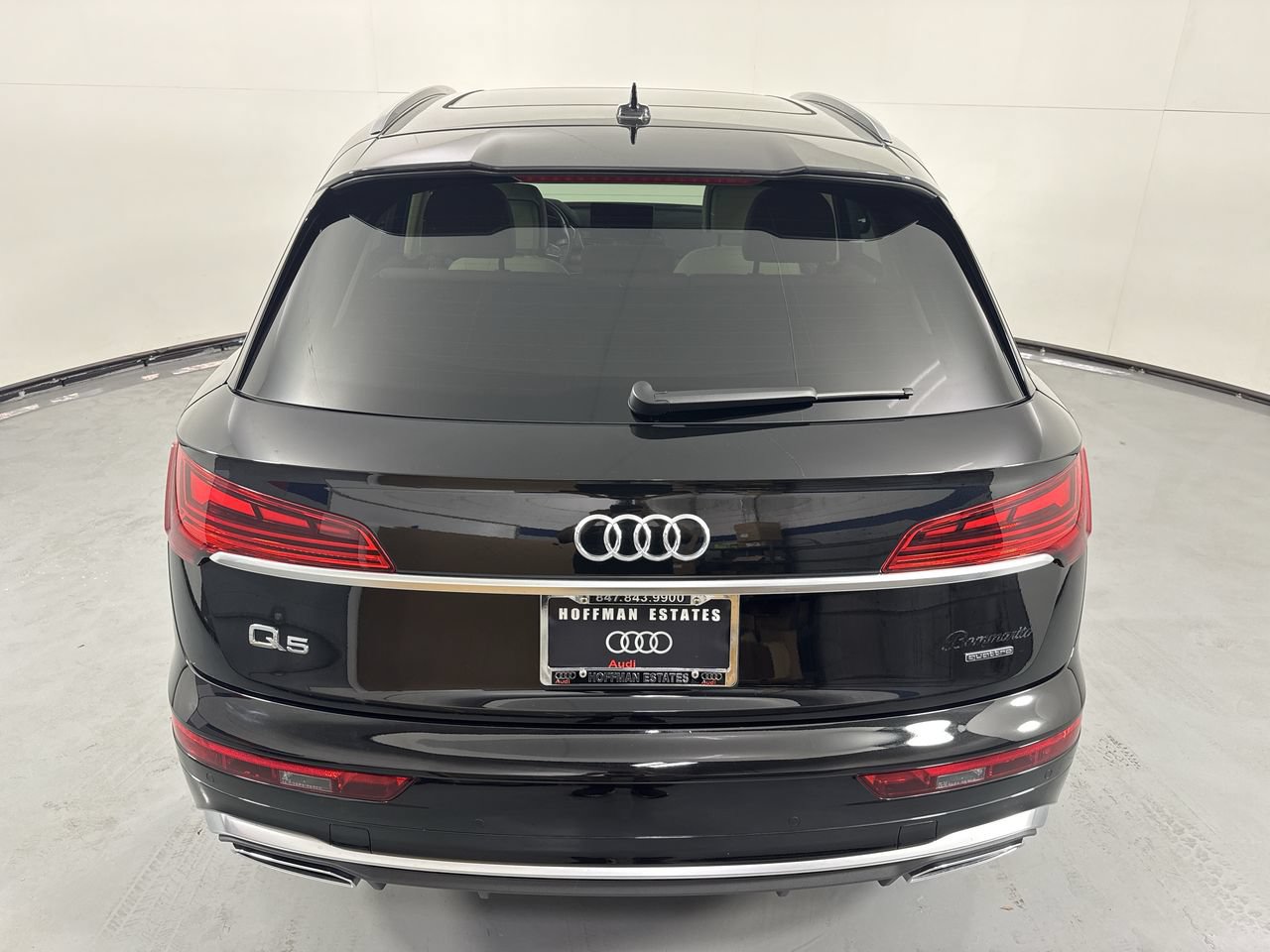 Used 2023 Audi Q5 2.0T Premium Plus w/ Premium Plus Package AWD/4WD image 35