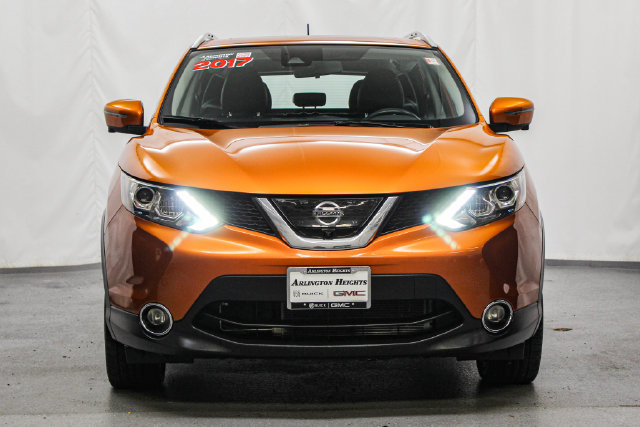 Used 2017 Nissan Rogue Sport SL w/ SL Premium Package AWD/4WD image 4