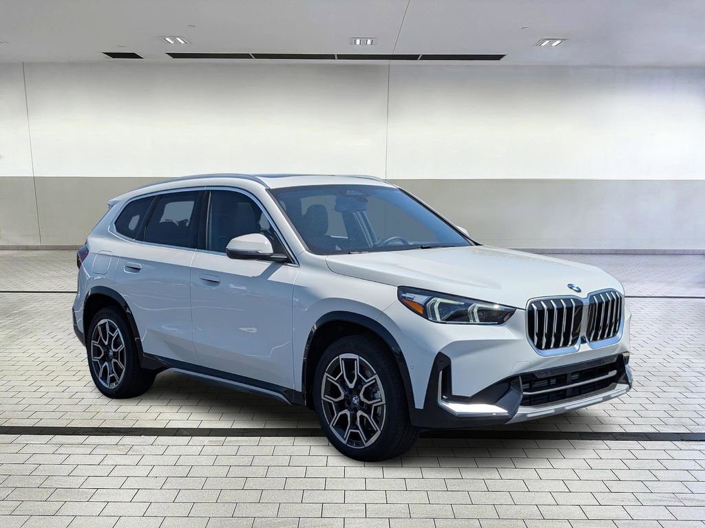 New 2025 BMW X1 xDrive28i w/ Premium Package image 7