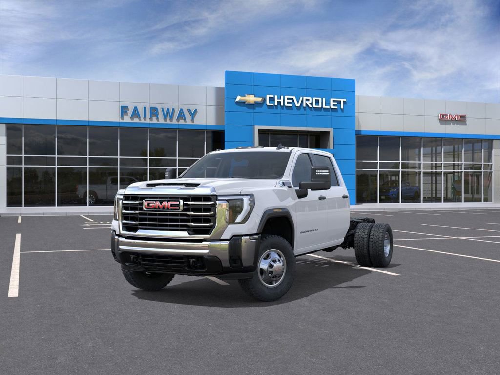 New 2026 GMC Sierra 3500 Pro w/ Convenience Package image 8
