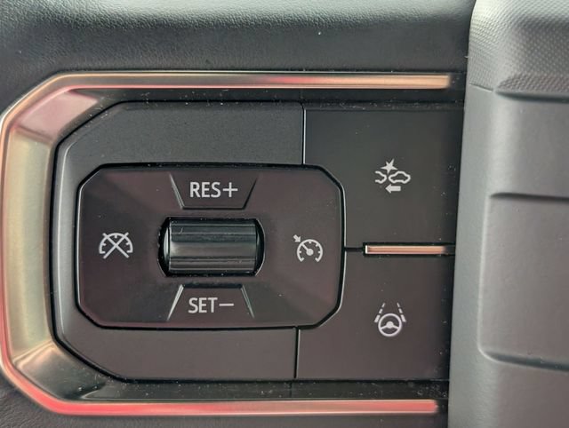 Used 2024 GMC Hummer EV 2X AWD/4WD image 15