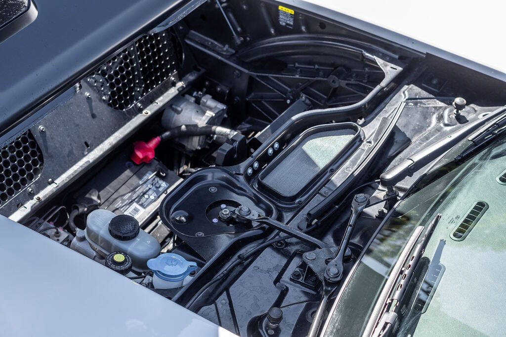 Used 2005 Ford GT image 49