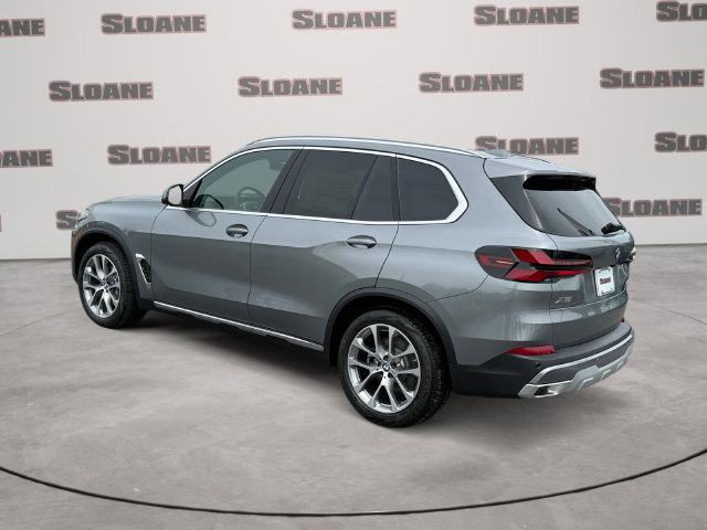 New 2026 BMW X5 xDrive40i w/ Premium Package AWD/4WD image 3