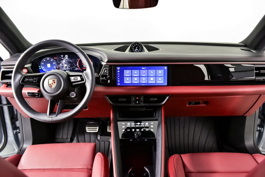 Certified 2025 Porsche Macan 4S Electric w/ Premium Package image 19