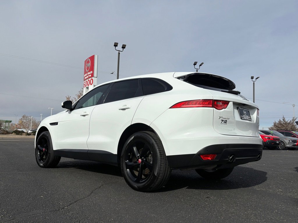 Used 2019 Jaguar F-PACE Premium image 39